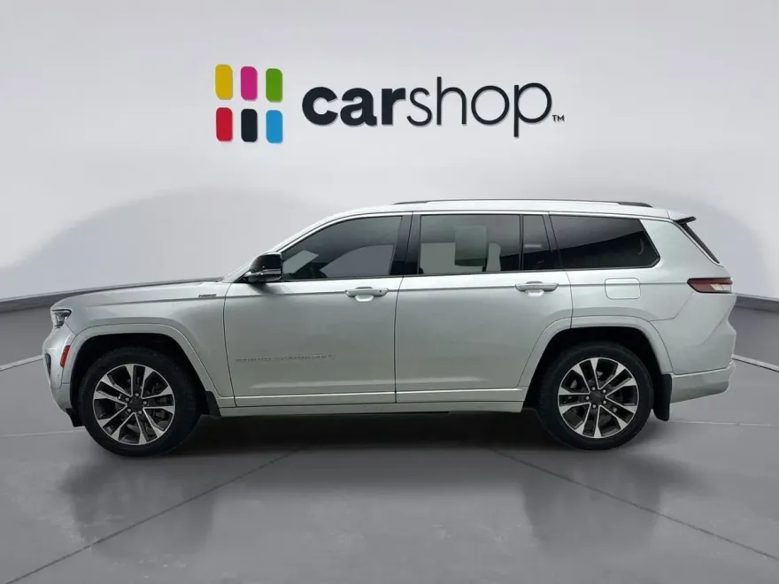 2022 Jeep Grand Cherokee Overland photo 1