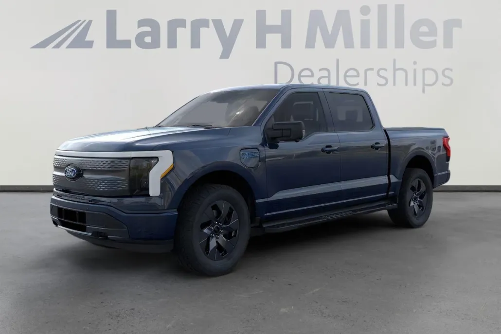 2025 Ford F-150 Lightning photo 1