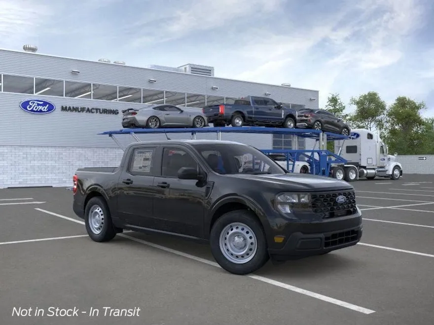 2025 Ford Maverick XL photo 1