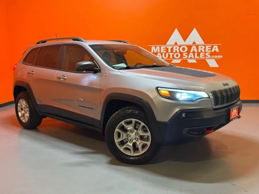 2019 Jeep Cherokee Trailhawk photo 1