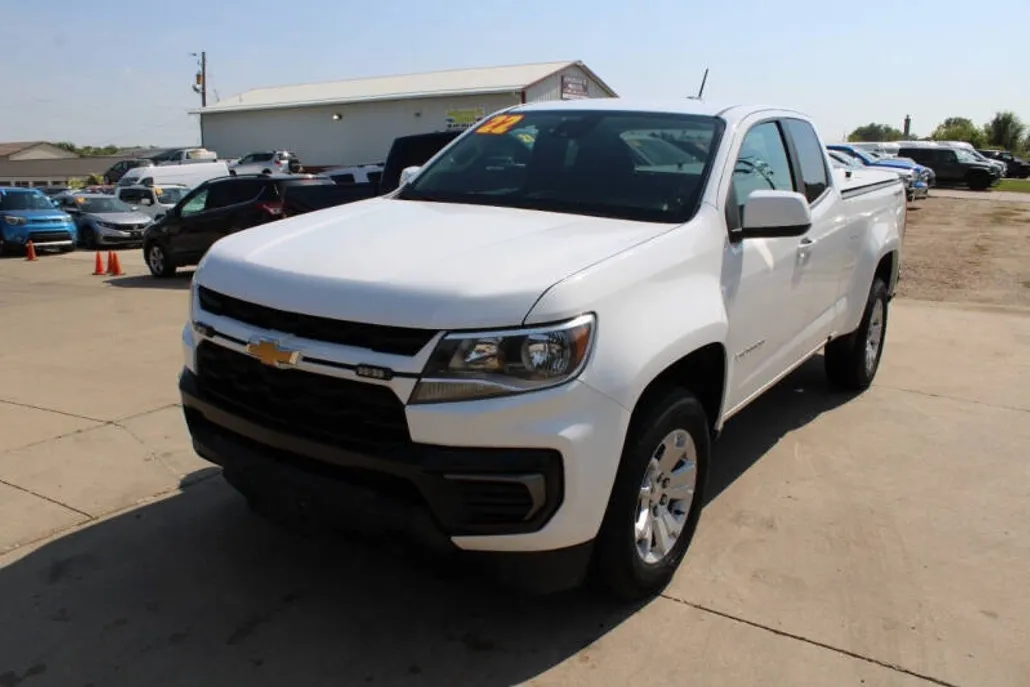 2022 Chevrolet Colorado LT photo 1