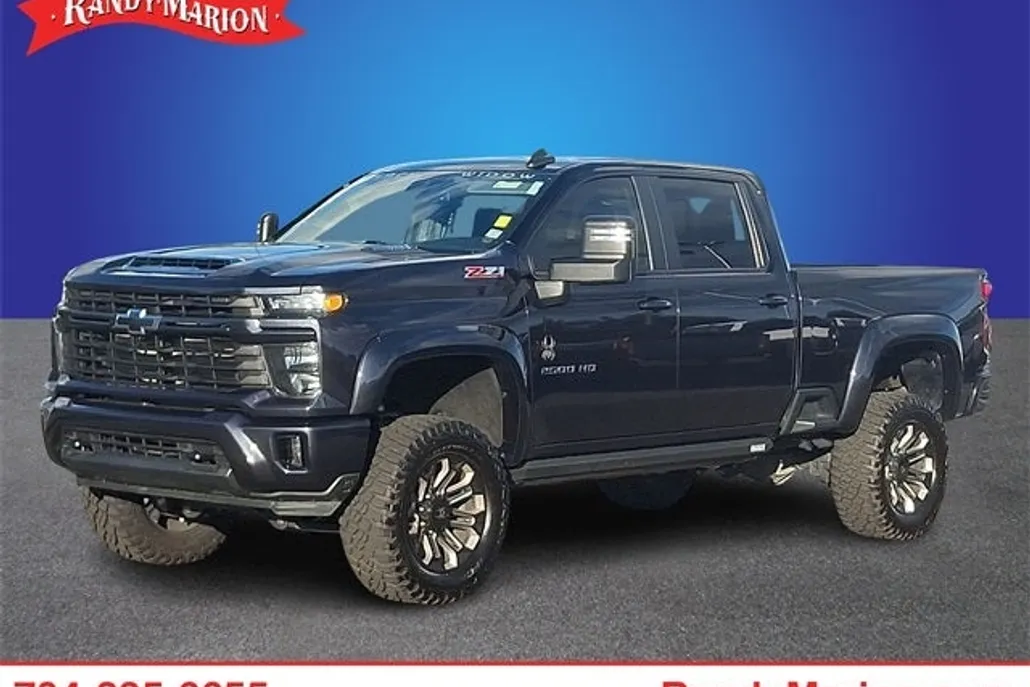 2024 Chevrolet Silverado 2500HD LT photo 1