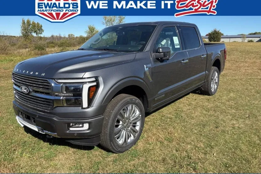 2025 Ford F-150 Platinum photo 1