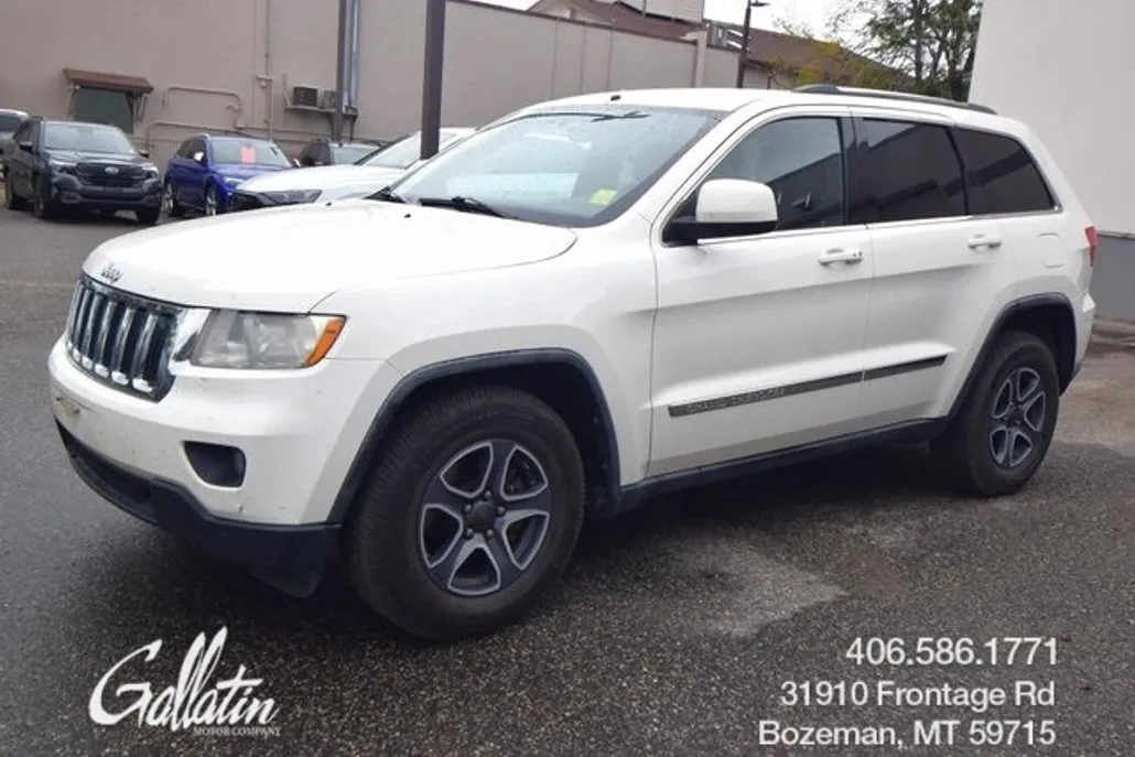 2011 Jeep Grand Cherokee Laredo photo 1