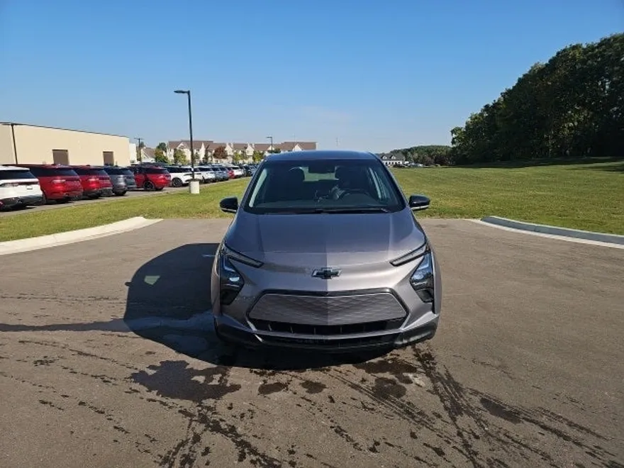 2023 Chevrolet Bolt EV 2LT photo 1