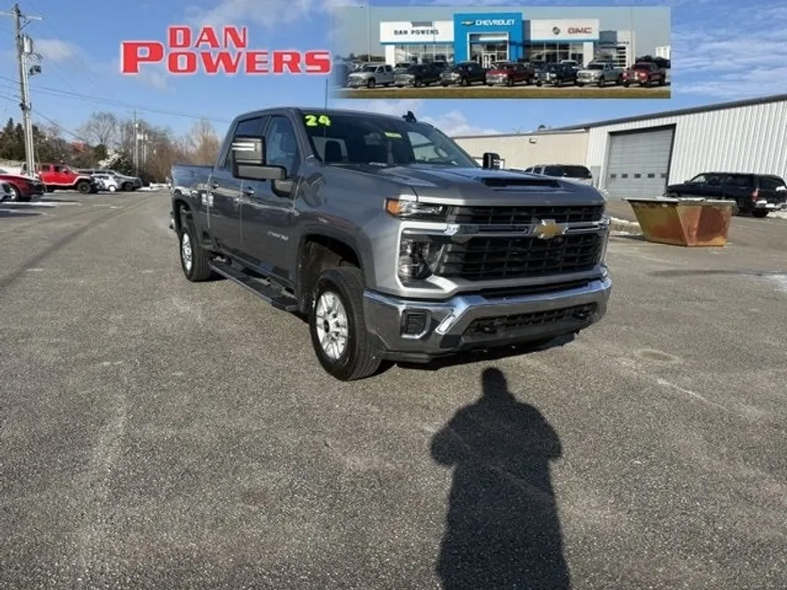 2024 Chevrolet Silverado 2500HD LT photo 1