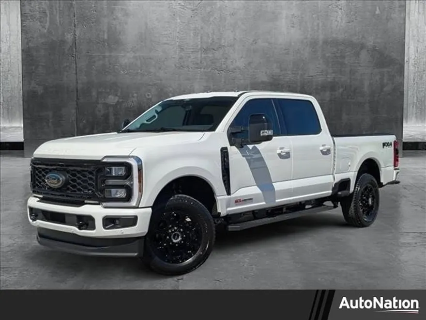 2025 Ford F-350 Lariat photo 1
