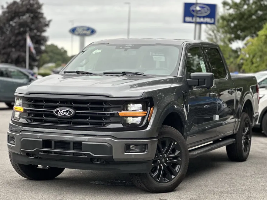2025 Ford F-150 XLT photo 1