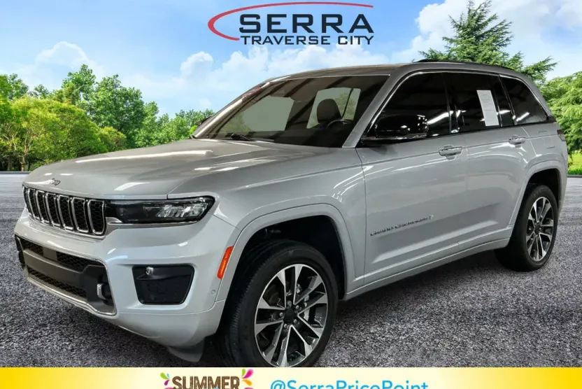 2022 Jeep Grand Cherokee Overland photo 1