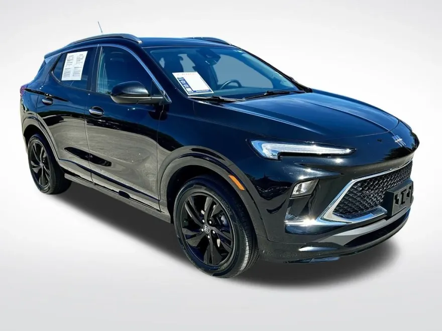 2024 Buick Encore GX Sport Touring photo 1