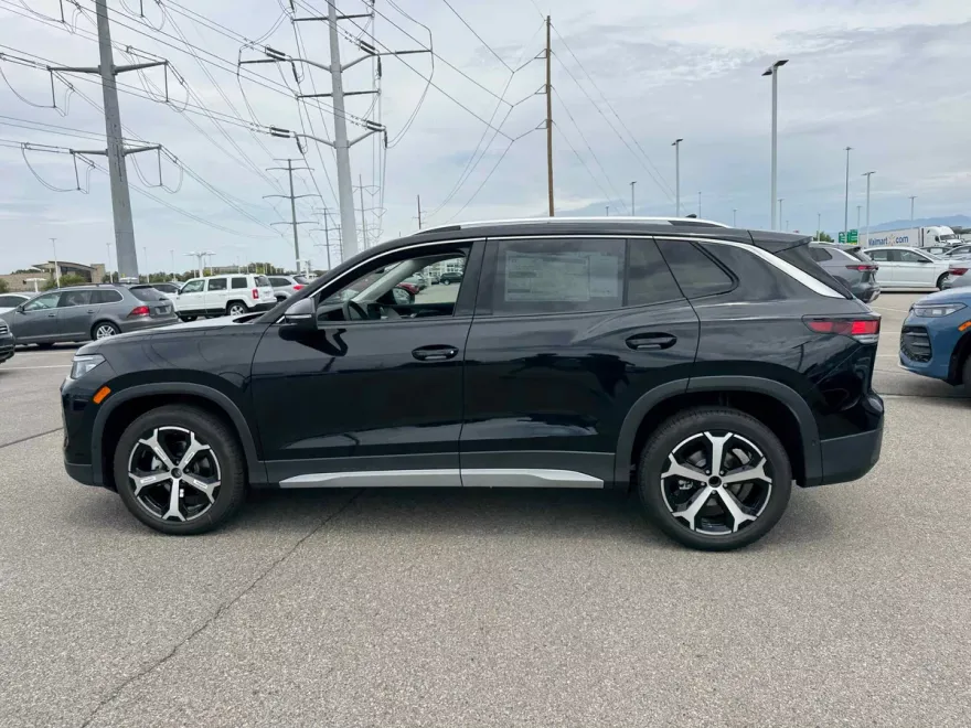2025 Volkswagen Tiguan SE photo 1