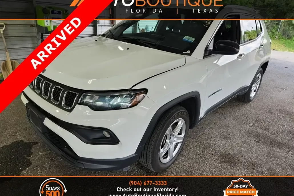 2023 Jeep Compass Latitude photo 1