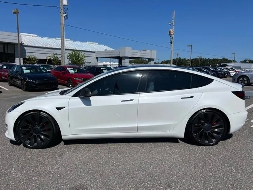 2022 Tesla Model 3 Performance photo 5
