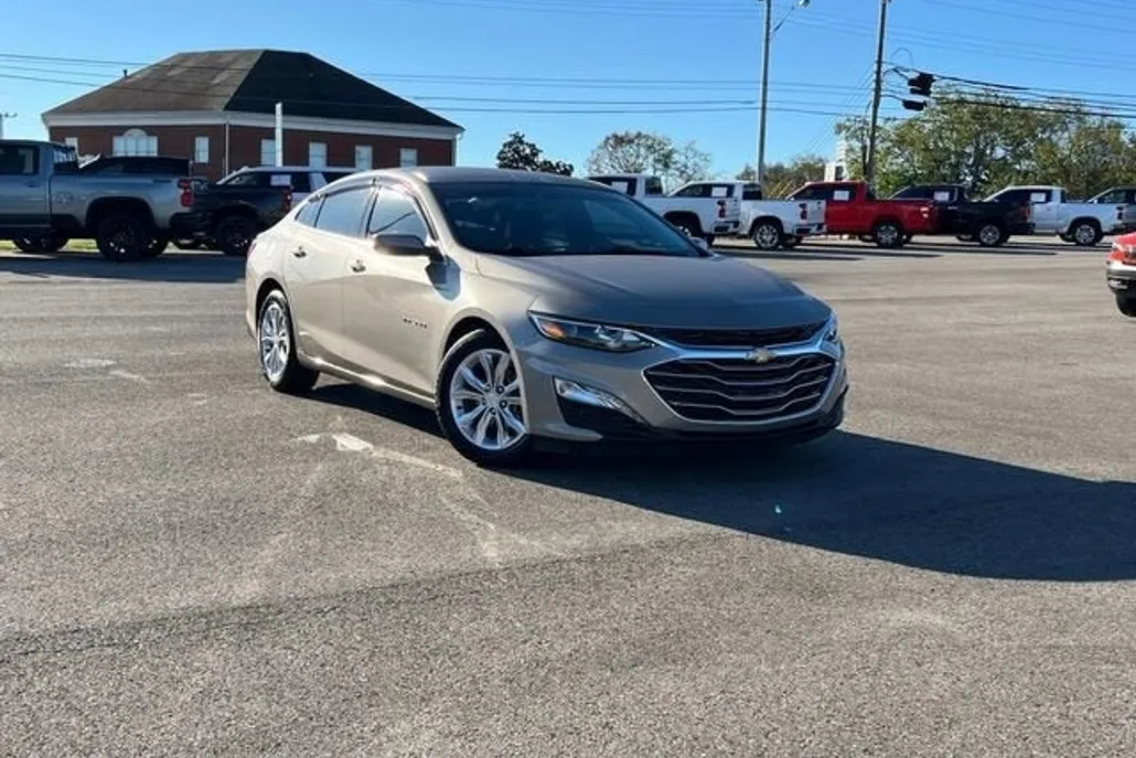 2023 Chevrolet Malibu 1LT photo 1