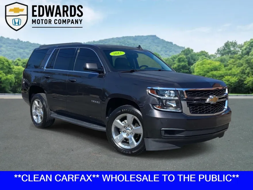 2017 Chevrolet Tahoe LT photo 1