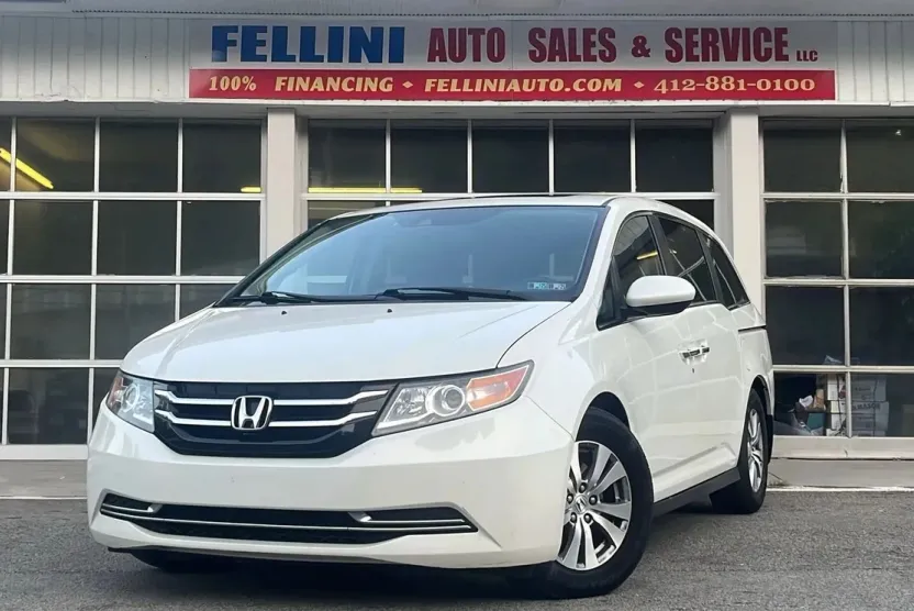 2015 Honda Odyssey EX-L photo 1