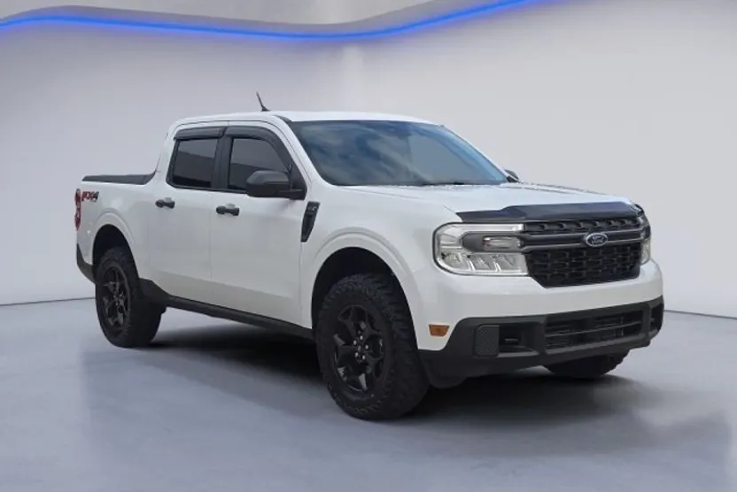 2024 Ford Maverick XLT photo 1