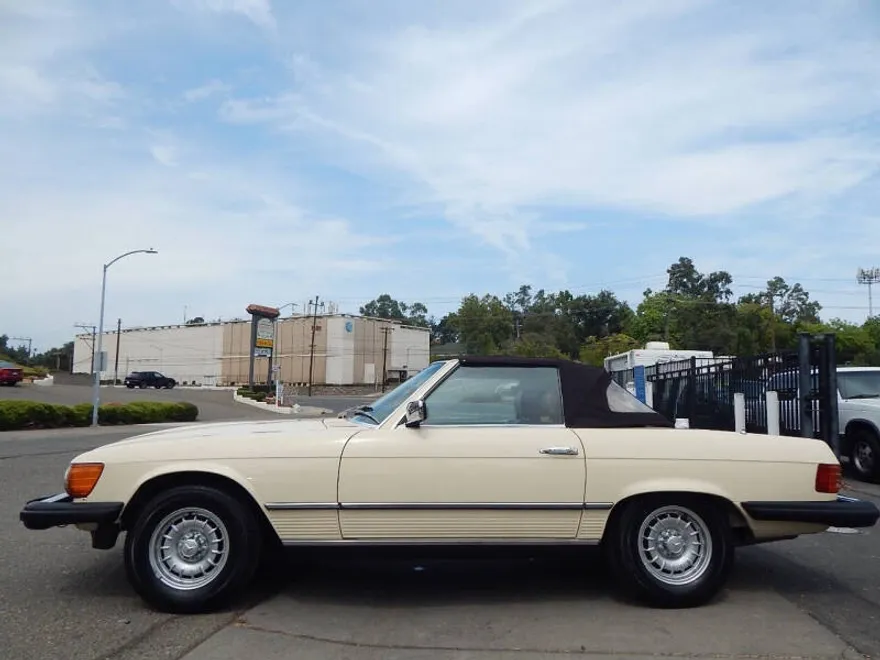 1983 Mercedes Benz 380 photo 1