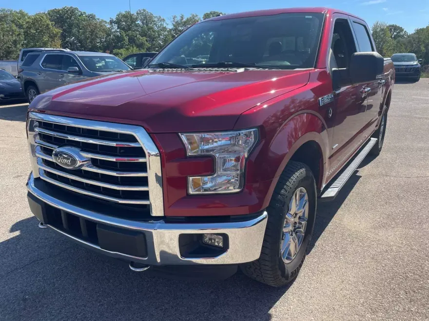 2015 Ford F-150 XLT photo 1