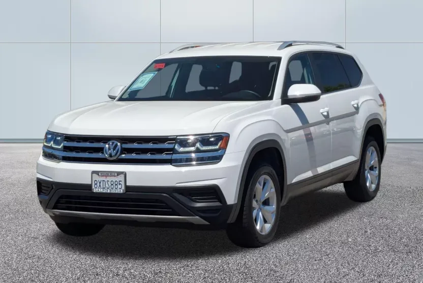 2018 Volkswagen ID.4 SEL photo 1
