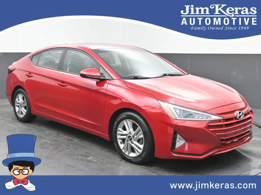 2020 Hyundai Elantra SEL photo 1