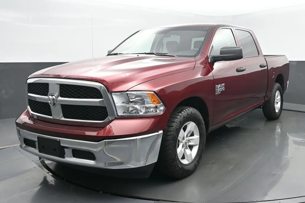 2022 Ram 1500 Classic SLT photo 1