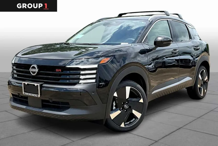 2025 Nissan Kicks SR photo 1