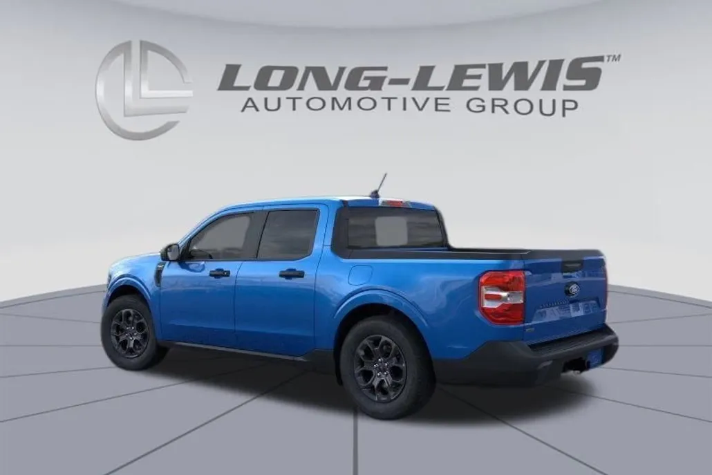 2025 Ford Maverick XLT photo 1