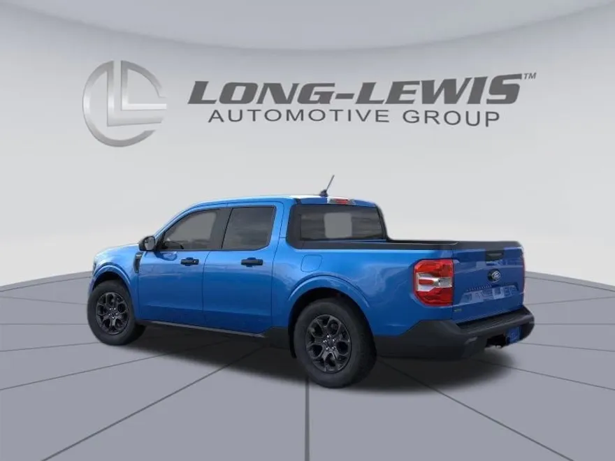 2025 Ford Maverick XLT photo 1