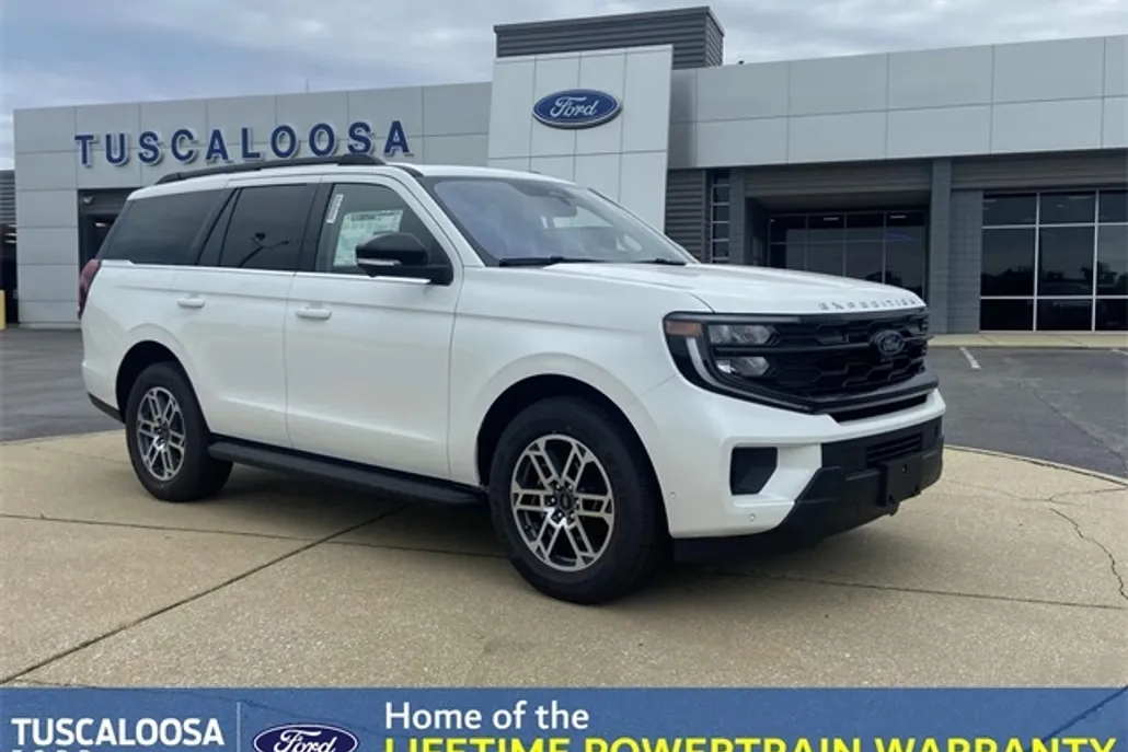 2025 Ford Expedition photo 1