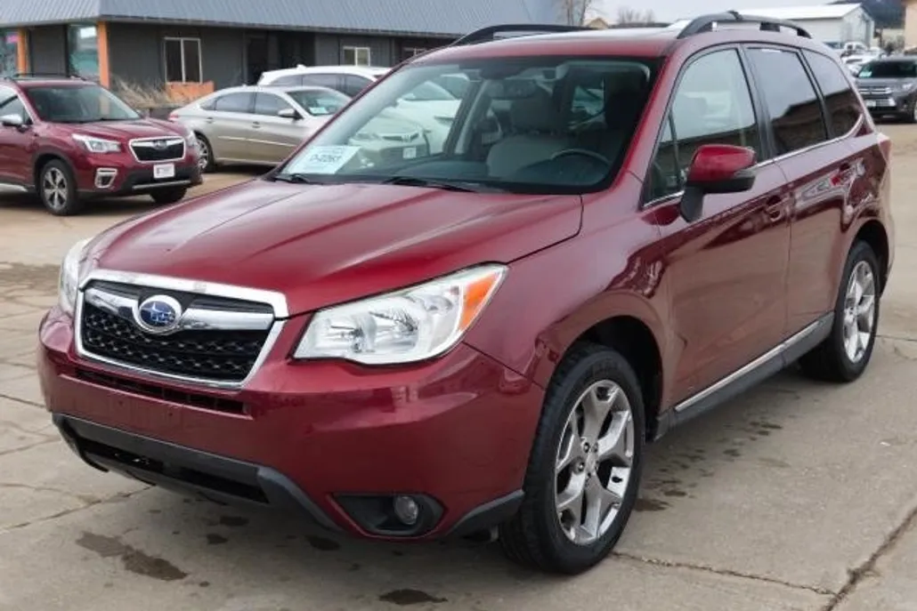 2016 Subaru Forester 2.5i Touring photo 1