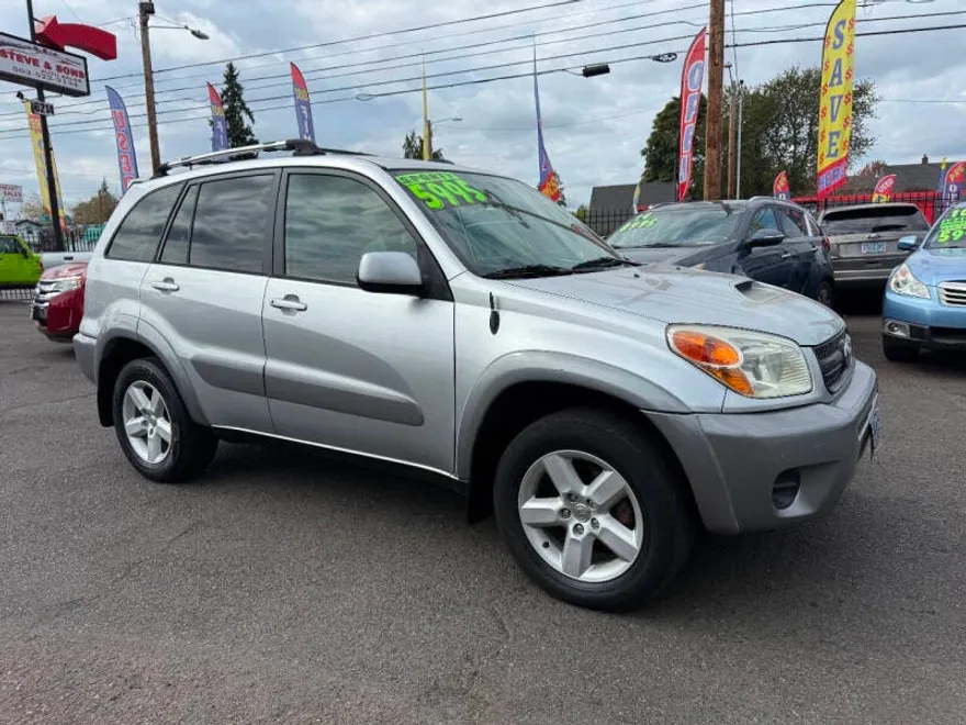 2004 Toyota RAV4 photo 1