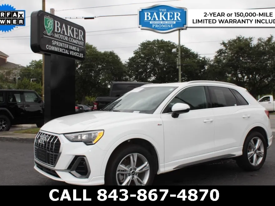 2021 Audi Q3 S line Premium 45 TFSI photo 1