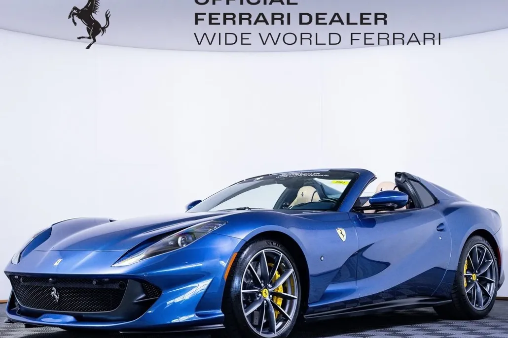 2021 Ferrari 812 GTS Base photo 1