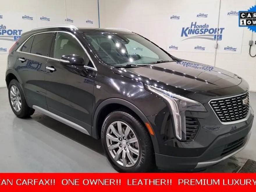 2023 Cadillac XT4 Premium Luxury photo 1