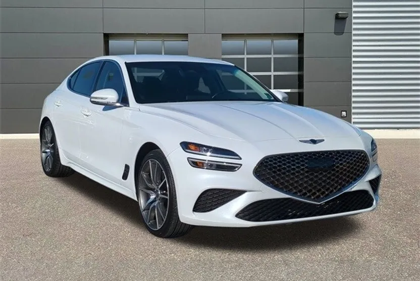 2023 Genesis G70 2.0T Sport Prestige photo 1