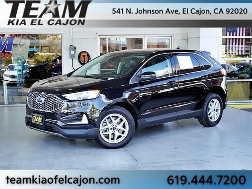2023 Ford Edge SEL photo 1