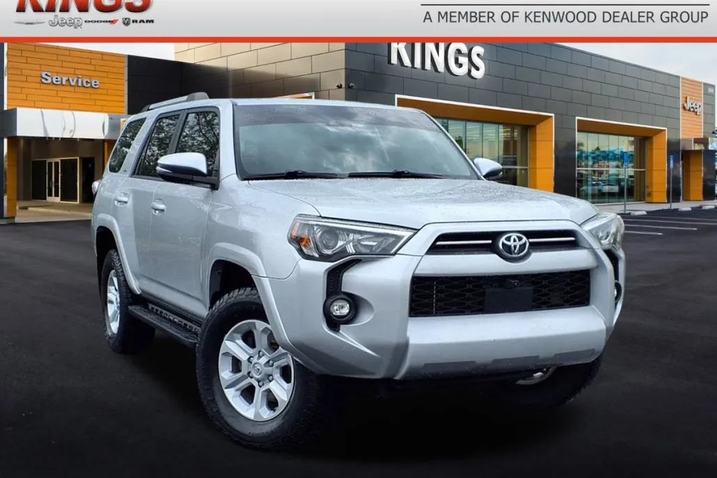 2022 Toyota 4Runner SR5 Premium photo 1