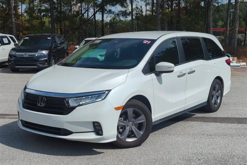 2021 Honda Odyssey EX photo 1