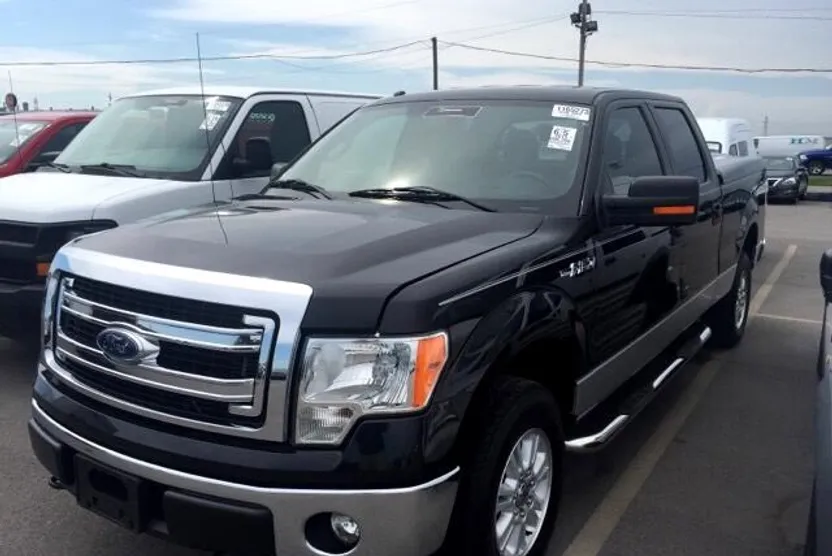 2013 Ford F-150 XLT photo 1