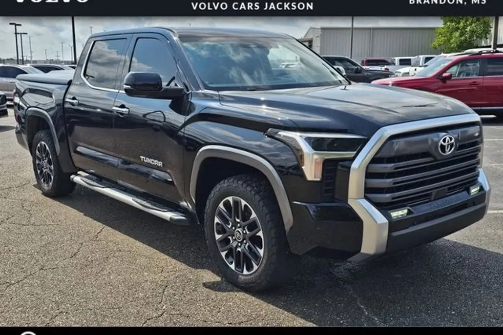 2022 Toyota Tundra Limited photo 1
