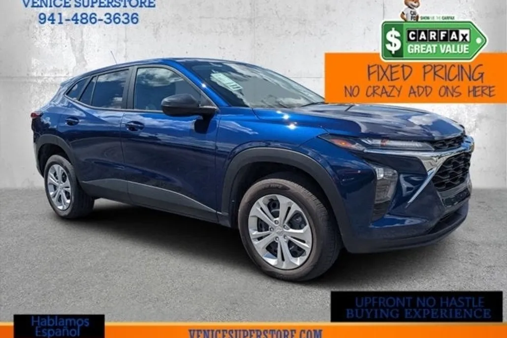 2024 Chevrolet Trax LS photo 1