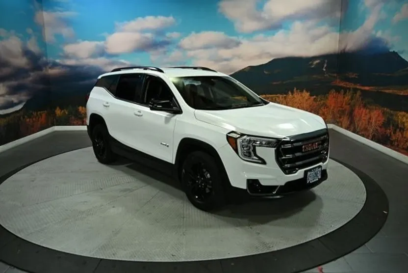 2023 Gmc Terrain AT4 photo 1