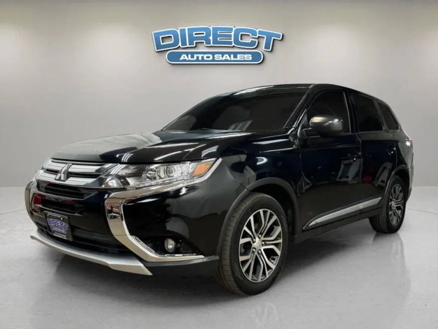 2018 Mitsubishi Outlander ES photo 1