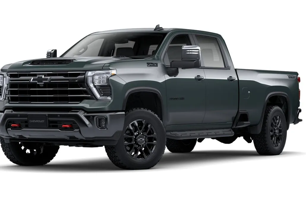 2025 Chevrolet Silverado 3500HD LT photo 1