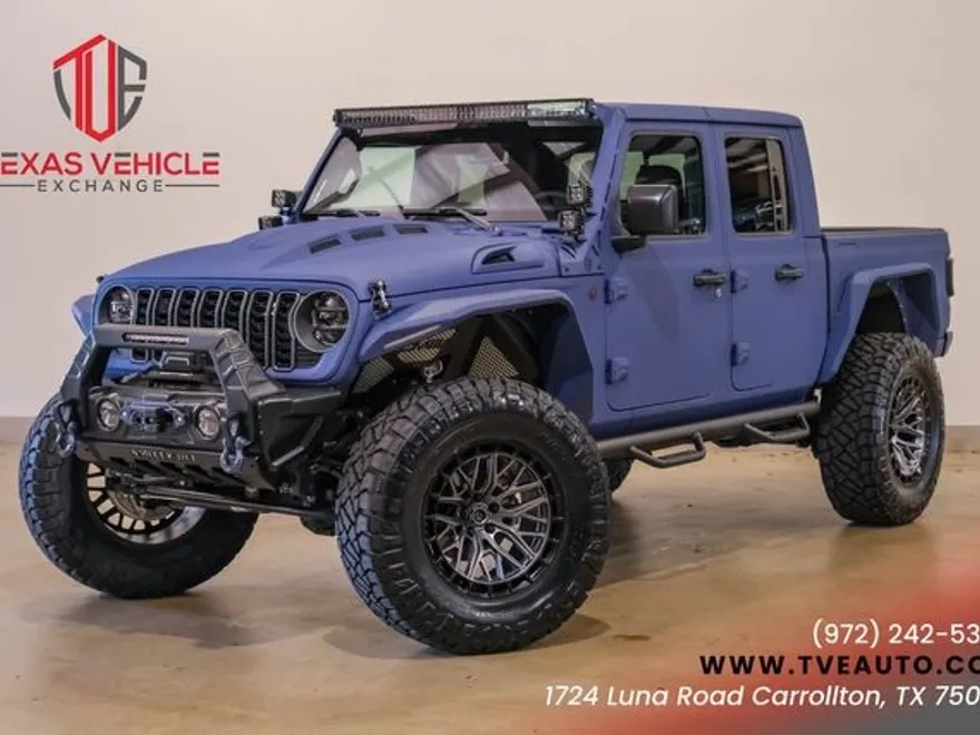 2025 Jeep Gladiator Sport S photo 1