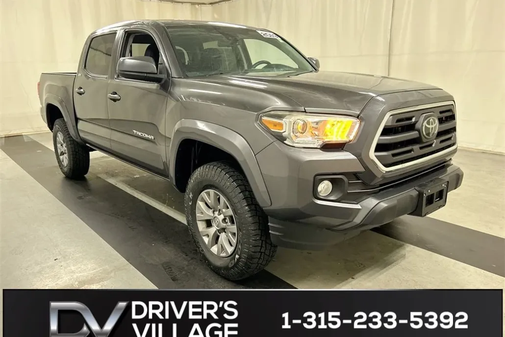 2019 Toyota Tacoma SR5 V6 photo 1