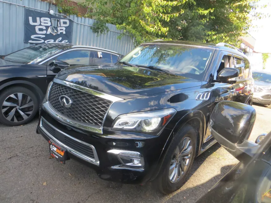 2016 Infiniti QX80 Limited photo 1