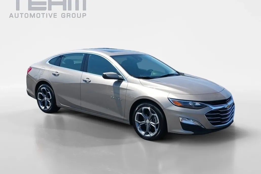 2023 Chevrolet Malibu 1LT photo 1