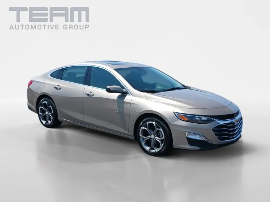 2023 Chevrolet Malibu 1LT photo 1